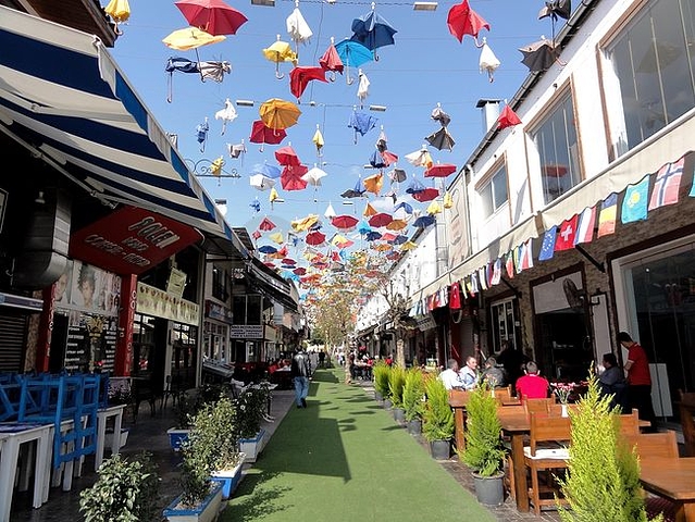 مشروع استثماري في انطاليا