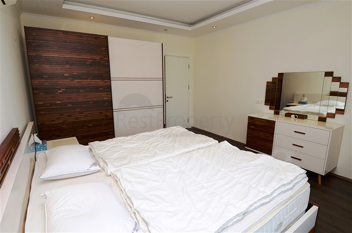 شقة دوبلكس في اوبا - الانيا