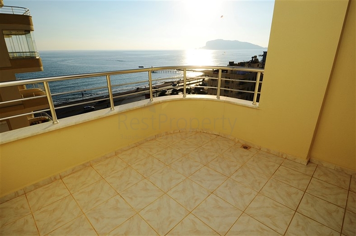 شقة 1+2 باطلالة على البحر في توسمور - الانيا