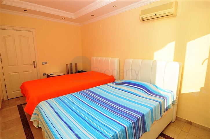 شقة 1+2 باطلالة على البحر في توسمور - الانيا