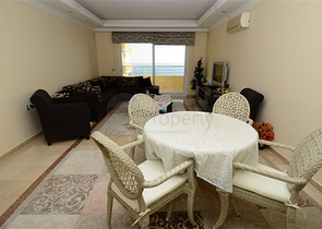 شقة 1+2 باطلالة على البحر في توسمور - الانيا