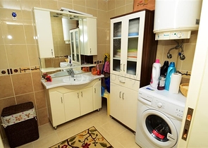 شقة 1+2 باطلالة على البحر في توسمور - الانيا