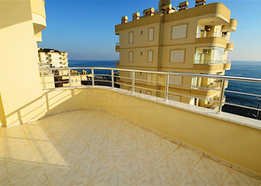 شقة 1+2 باطلالة على البحر في توسمور - الانيا