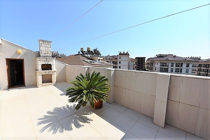 شقة دوبلكس واسعة في اوبا - الانيا