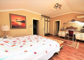 شقة دوبلكس واسعة في اوبا - الانيا