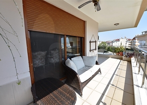 شقة دوبلكس واسعة في اوبا - الانيا