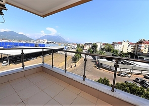 شقة دوبلكس واسعة في اوبا - الانيا