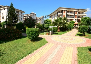 شقة دوبلكس واسعة في اوبا - الانيا