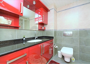 شقة دوبلكس واسعة في اوبا - الانيا