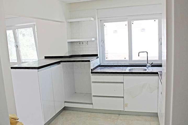 شقة بينتهاوس ثلاث غرف و صالة في لارا انطاليا