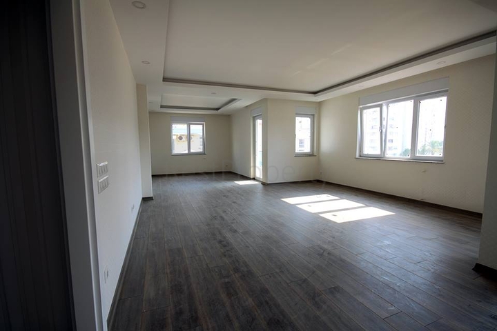 شقق بأحجام واسعة في وسط مدينة انطاليا