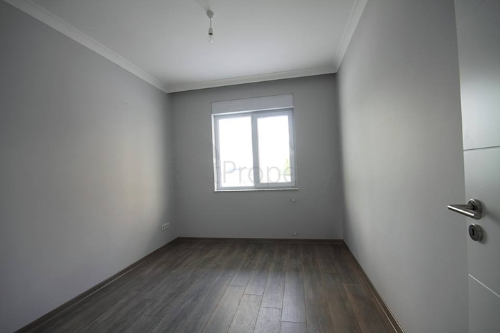 شقق بأحجام واسعة في وسط مدينة انطاليا