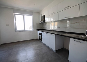 شقق بأحجام واسعة في وسط مدينة انطاليا