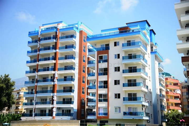 شقة في مجمع مميز في الانيا