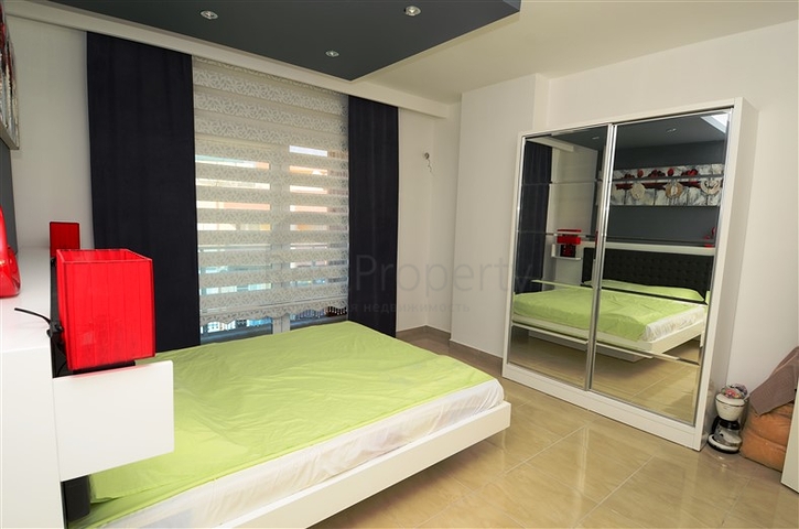 شقة في مجمع مميز في الانيا