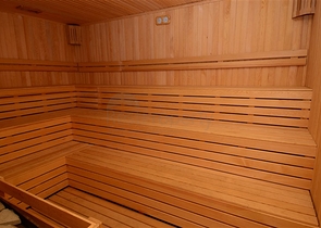 شقة في مجمع مميز في الانيا