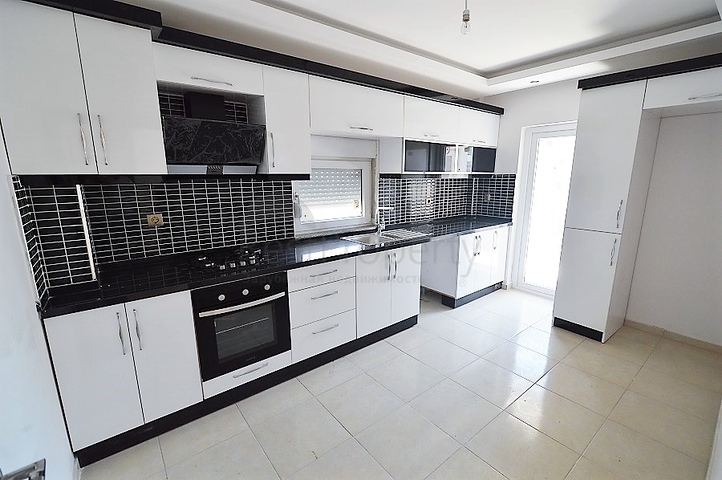 شقة ثلاث غرف و صالة في مركز انطاليا