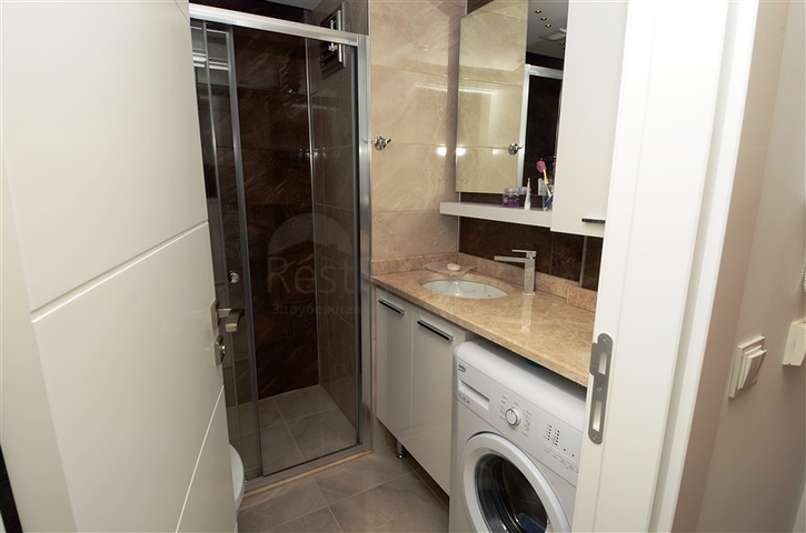 شقة غرفة وصالة في مركز الانيا