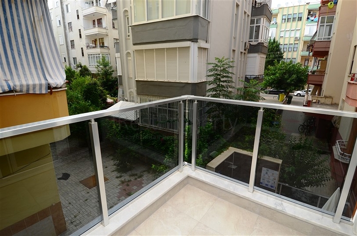 شقة غرفة وصالة في مركز الانيا