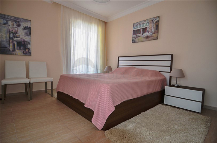 شقة تطل على النهر في الانيا