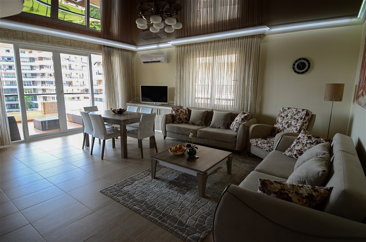 شقة تطل على النهر في الانيا