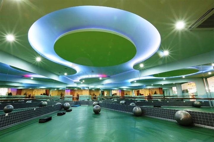 شقة مفروشة في مجمع مميز في الانيا