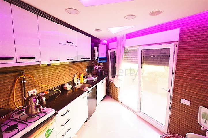 شقة غرفتين و صالة قريبة من البحر في انطاليا