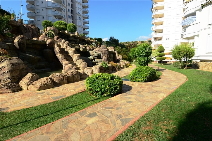 شقة غرفتين و صالة في مجمع عصري