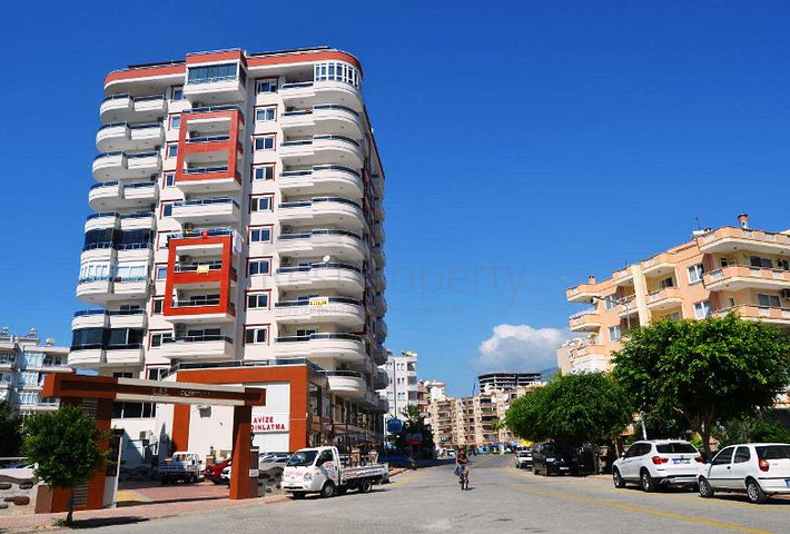 شقة غرفة نوم و صالة في ماهموت لار