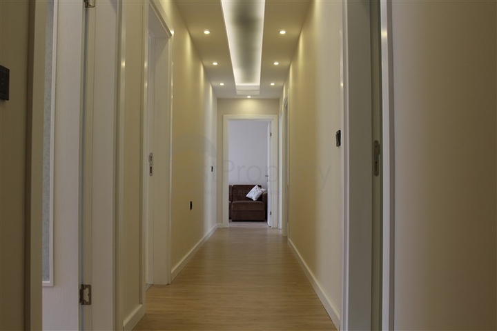 شقق في مجمع جديد في الانيا على مقربة من البحر