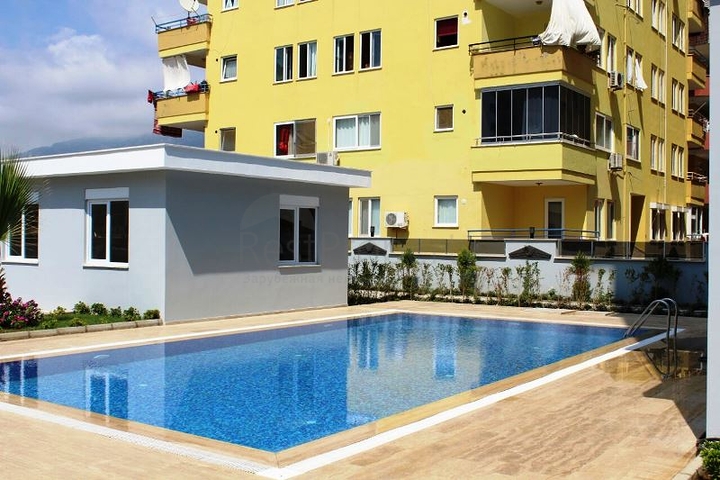 شقق في مجمع جديد في الانيا على مقربة من البحر