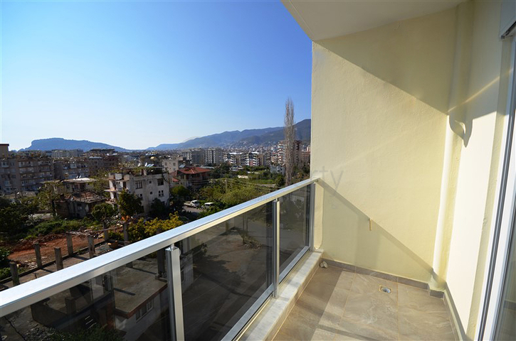 شقق بتصاميم مختلفة في توسمور الانيا