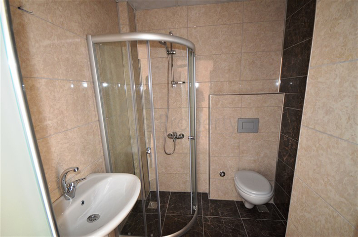 شقق بتصاميم مختلفة في توسمور الانيا