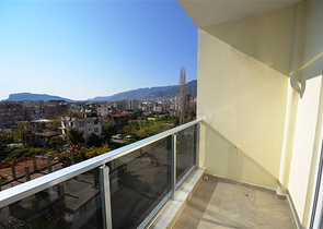 شقق بتصاميم مختلفة في توسمور الانيا