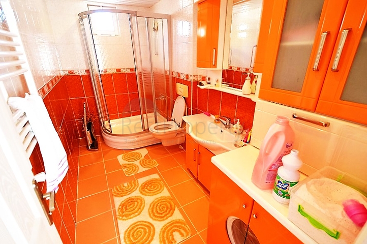 شقة باطلالة بحرية للبيع في ليمان,كونيالتي,انطاليا