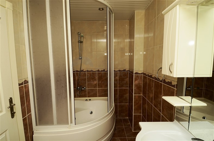 شقة باطلالة بحرية رائعة وغرفتي نوم في ماهموت لار , ألانيا