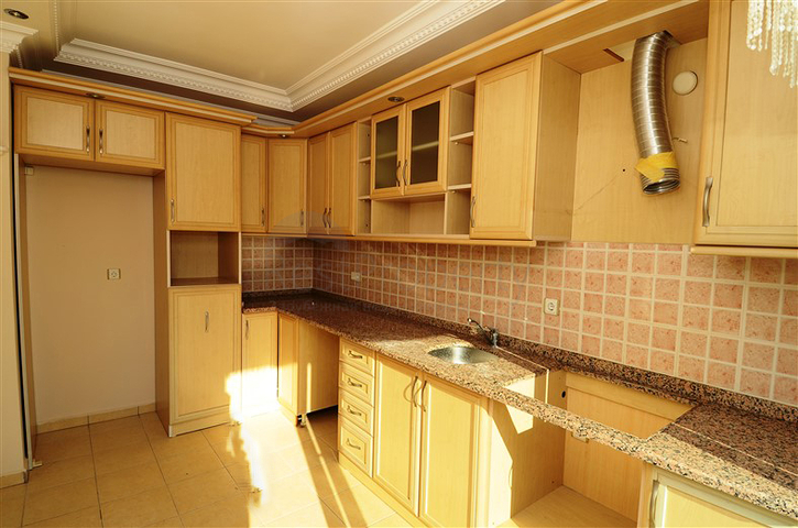 شقة باطلالة بحرية رائعة وغرفتي نوم في ماهموت لار , ألانيا