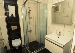 شقة مؤثثة بالكامل بغرفة نوم واحدة في أوبا,ألانيا