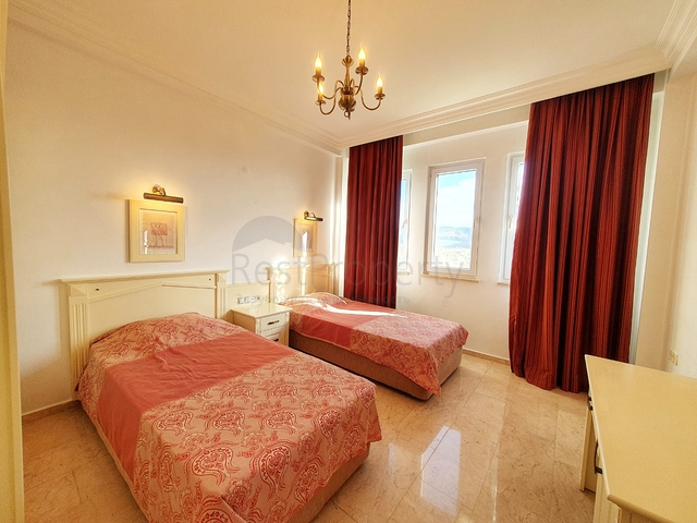 شقق باطلالات ساحرة على البحر في مجمع الغولد سيتي