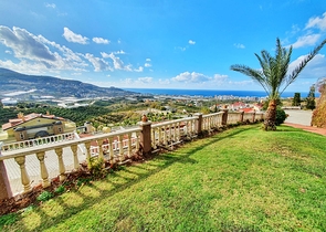 شقق باطلالات ساحرة على البحر في مجمع الغولد سيتي