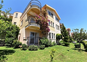 شقق باطلالات ساحرة على البحر في مجمع الغولد سيتي