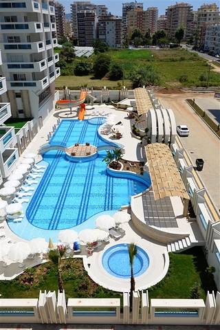 شقق ضمن مجمع يضاهي فنادق 5 نجوم في الانيا