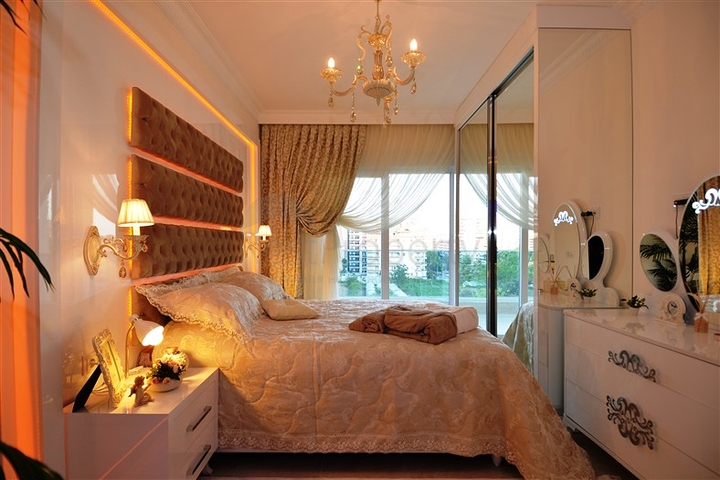 شقق ضمن مجمع يضاهي فنادق 5 نجوم في الانيا