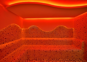 شقق ضمن مجمع يضاهي فنادق 5 نجوم في الانيا