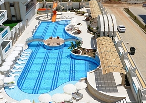 شقق ضمن مجمع يضاهي فنادق 5 نجوم في الانيا