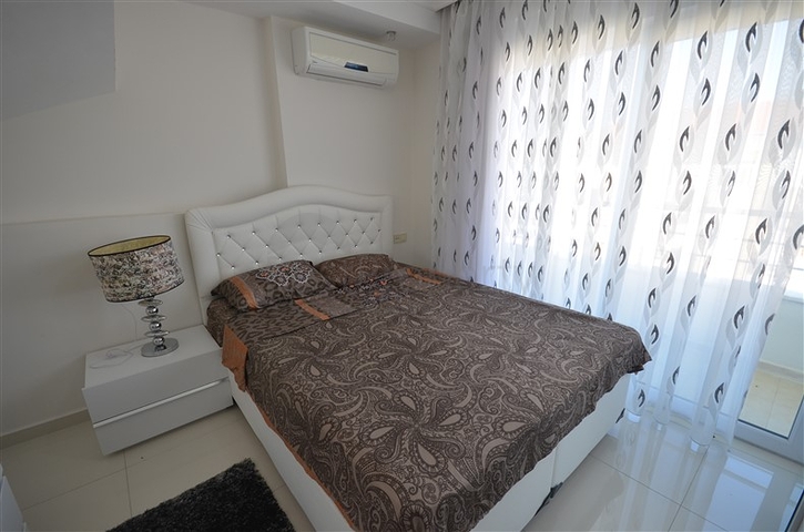 دوبلكس مفروشة مطلة على البحر في كيستيل