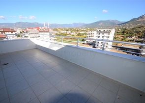 دوبلكس مفروشة مطلة على البحر في كيستيل