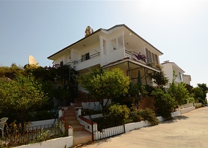 دوبلكس بغرفتين مع إطلالة على البحر في دميرتاش