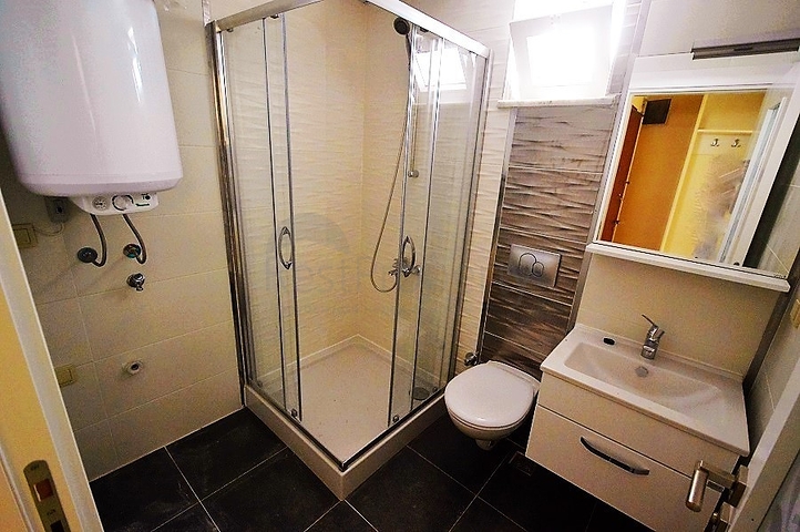 شقة بغرفتي نوم مؤثثة بالكامل في ليمان , كونيالتي , انطاليا