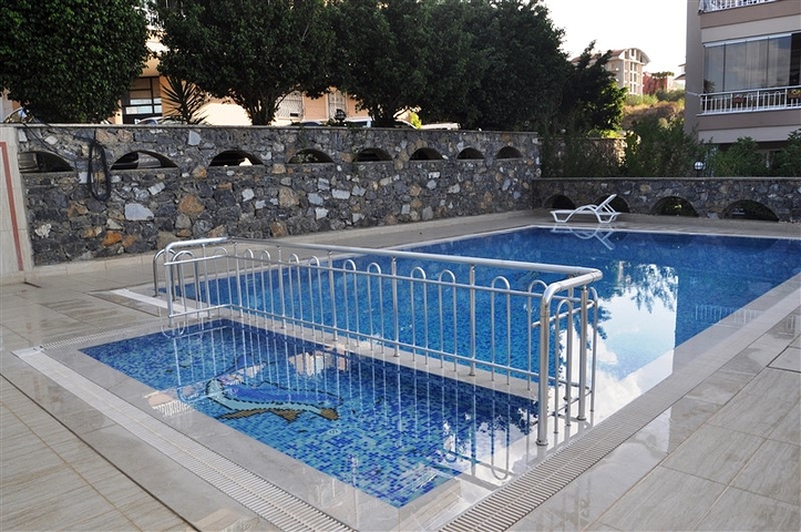 بينت هاوس ضمن مجمع عصري في مركز مدينة ألانيا